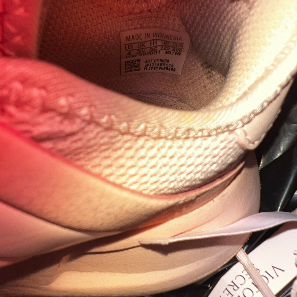 Adidas Women's Soft Pink Sneakers - Picture 7 of 7